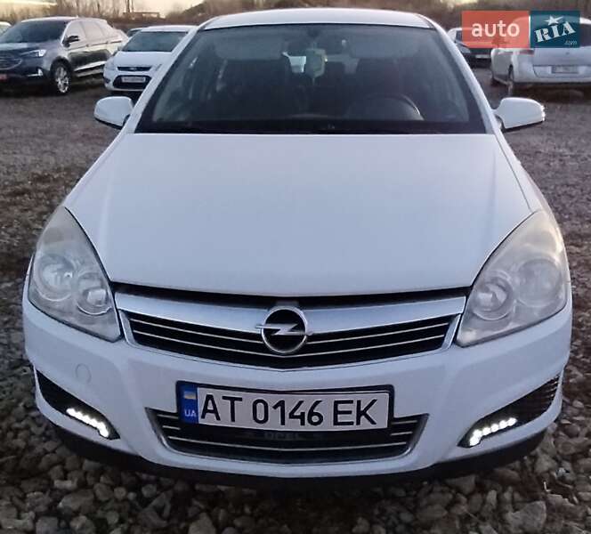 Opel Astra 2008