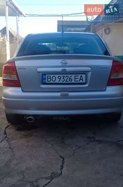 Хетчбек Opel Astra 2000 в Кам'янець-Подільському