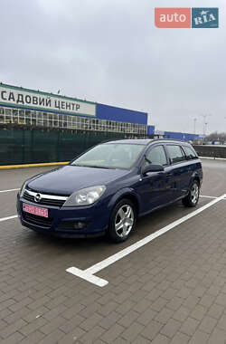 Универсал Opel Astra 2005 в Сумах
