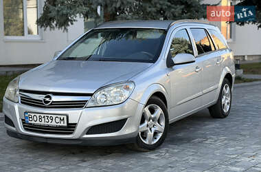 Універсал Opel Astra 2007 в Стрию