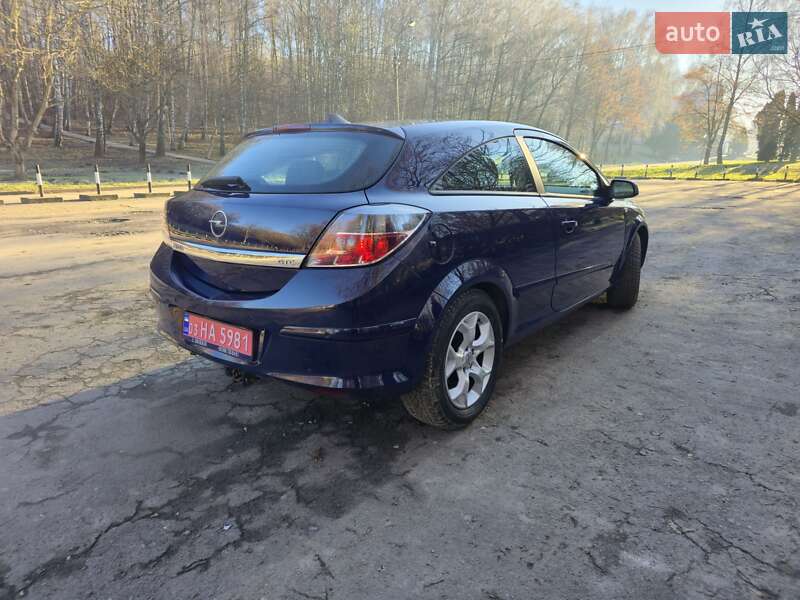Хэтчбек Opel Astra 2008 в Львове
