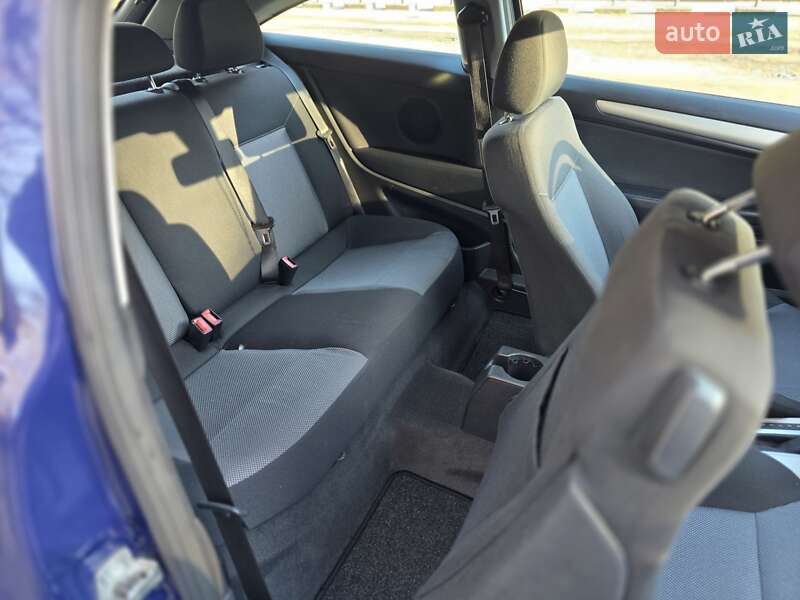 Хэтчбек Opel Astra 2008 в Львове