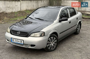 Седан Opel Astra 2008 в Дніпрі