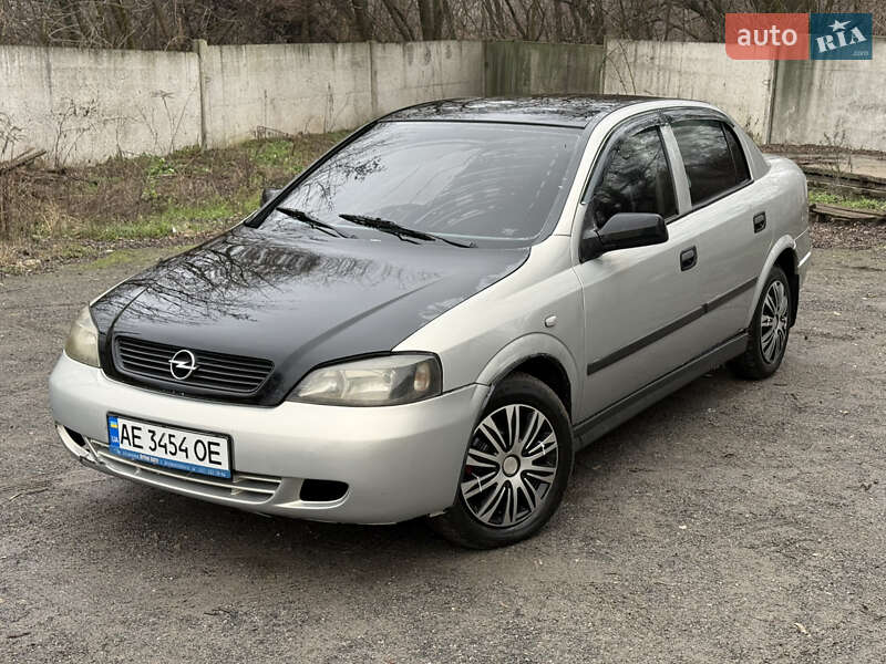 Opel Astra 2008