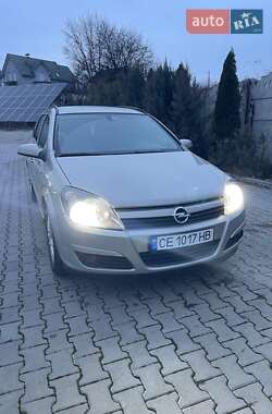 Універсал Opel Astra 2004 в Чернівцях