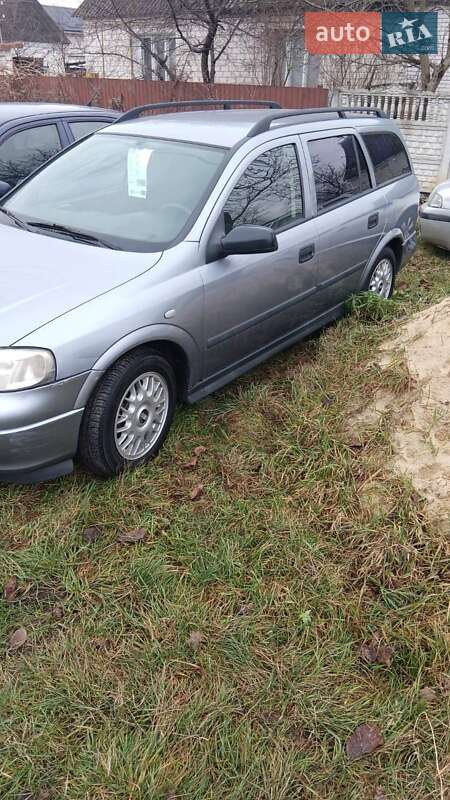 Универсал Opel Astra 2004 в Житомире