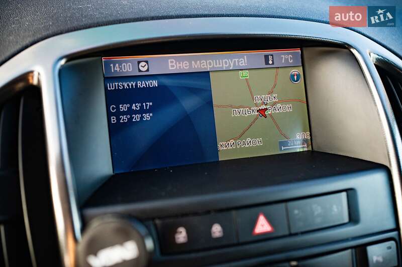 Універсал Opel Astra 2012 в Луцьку