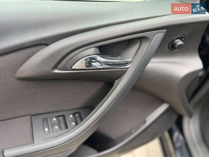 Универсал Opel Astra 2016 в Ковеле