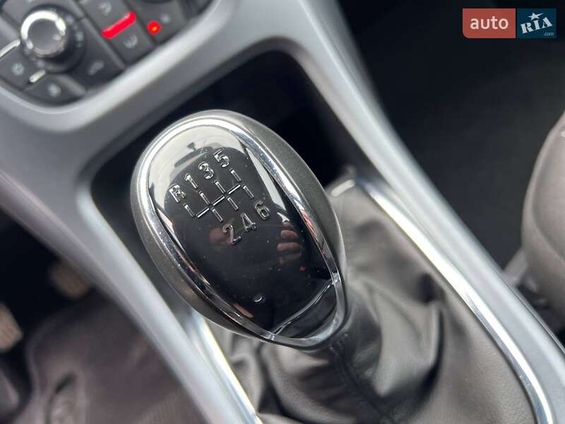 Универсал Opel Astra 2016 в Ковеле