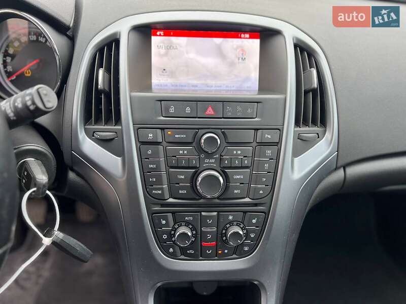 Универсал Opel Astra 2016 в Ковеле