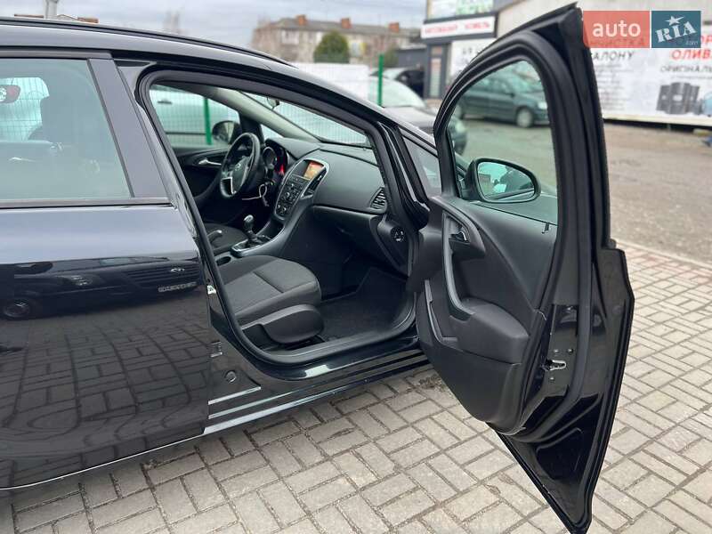 Универсал Opel Astra 2016 в Ковеле