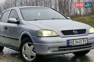 Хэтчбек Opel Astra 2000 в Львове
