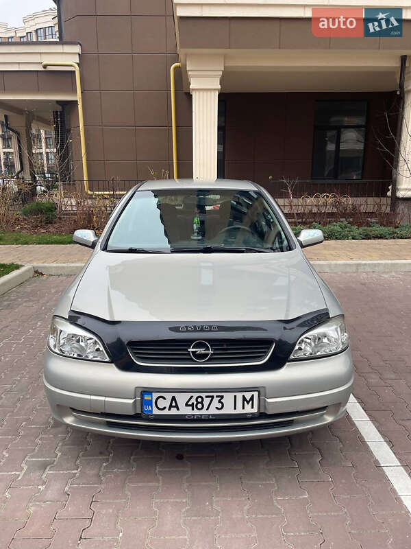 Opel Astra 2006