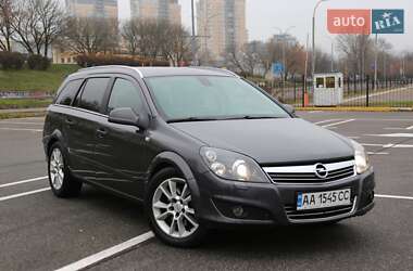 Универсал Opel Astra 2009 в Киеве