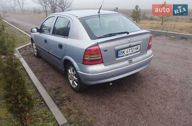 Хетчбек Opel Astra 2002 в Рівному