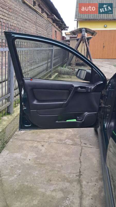 Универсал Opel Astra 1998 в Жвирке