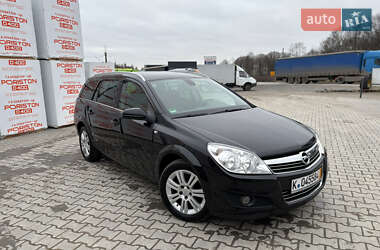 Универсал Opel Astra 2008 в Тернополе