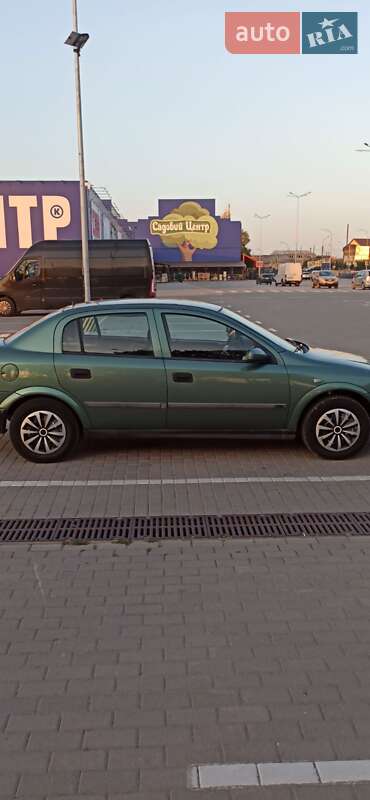 Седан Opel Astra 1999 в Тернополе
