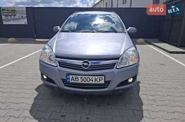 Универсал Opel Astra 2009 в Виннице