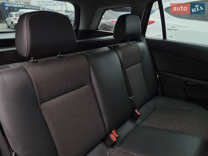 Універсал Opel Astra 2009 в Вінниці