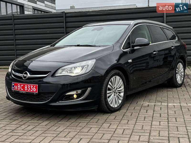 Универсал Opel Astra 2013 в Черкассах