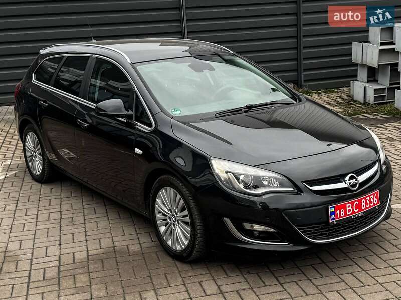 Универсал Opel Astra 2013 в Черкассах