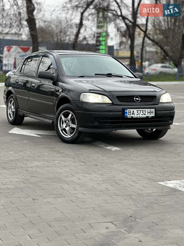 Opel Astra 2008