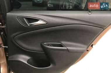 Універсал Opel Astra 2016 в Львові