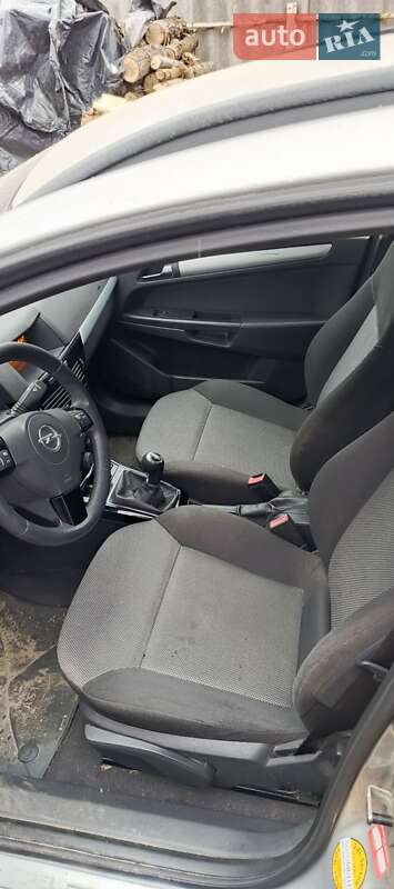 Универсал Opel Astra 2010 в Харькове фото 12 Универсал Opel Astra 2010 в Харькове