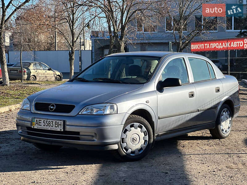 Opel Astra 2006