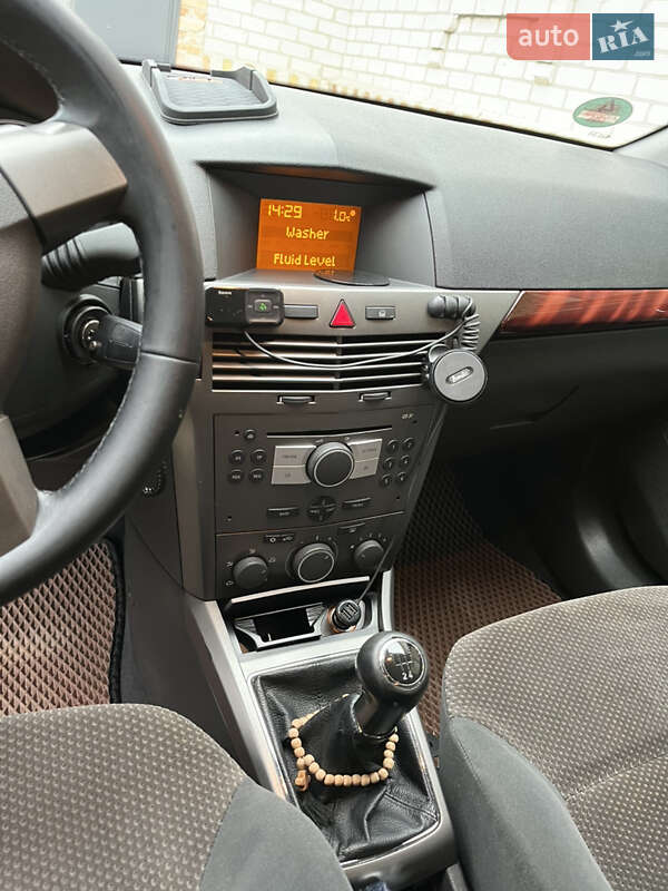 Хэтчбек Opel Astra 2005 в Бердичеве фото 11 Хэтчбек Opel Astra 2005 в Бердичеве