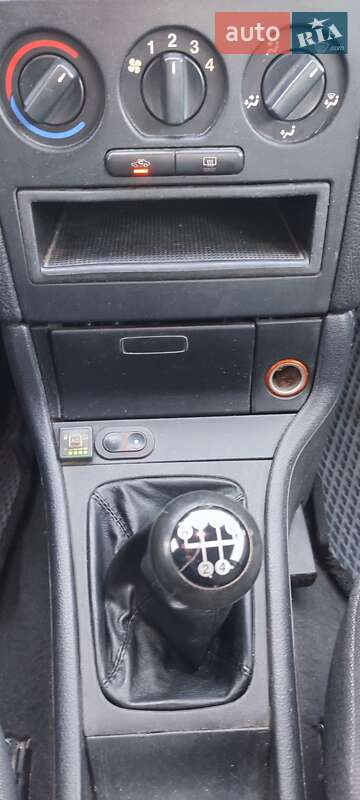 Седан Opel Astra 2003 в Белой Церкви