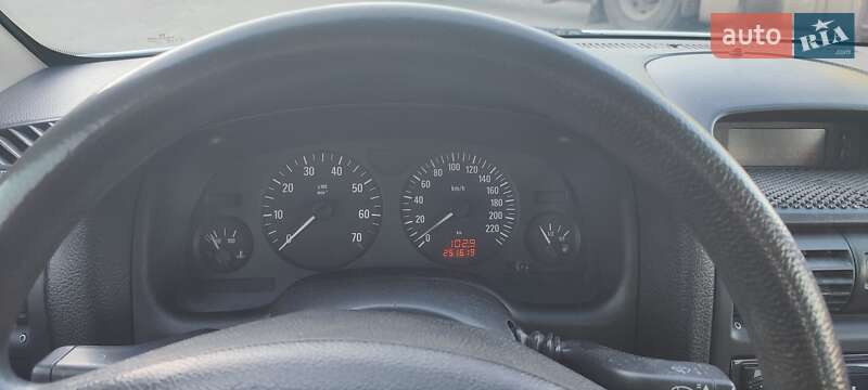 Седан Opel Astra 2003 в Белой Церкви