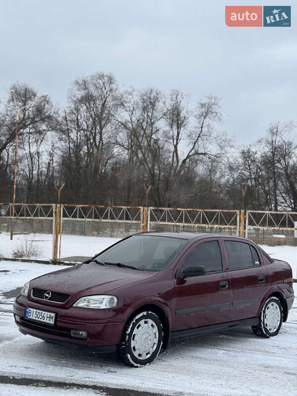 Седан Opel Astra 2008 в Кременчуге