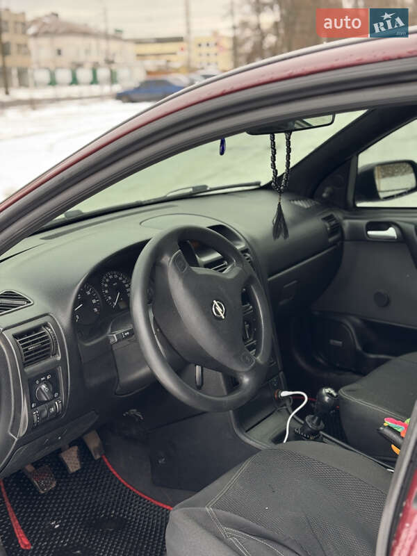 Седан Opel Astra 2008 в Кременчуге