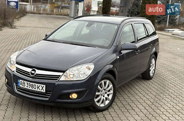 Универсал Opel Astra 2009 в Могилев-Подольске