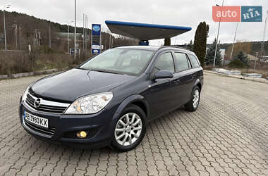 Універсал Opel Astra 2009 в Могилів-Подільському
