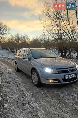Універсал Opel Astra 2004 в Тисмениці