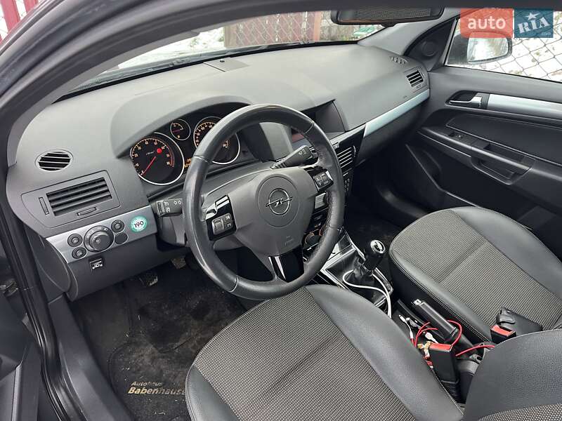 Универсал Opel Astra 2009 в Звягеле фото 5 Универсал Opel Astra 2009 в Звягеле