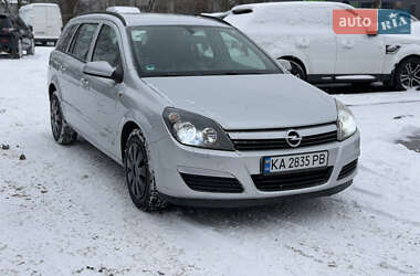 Универсал Opel Astra 2005 в Киеве