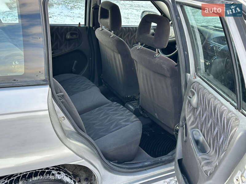 Универсал Opel Astra 1995 в Дрогобыче