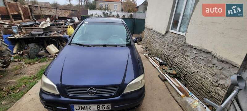 Седан Opel Astra 2000 в Одессе