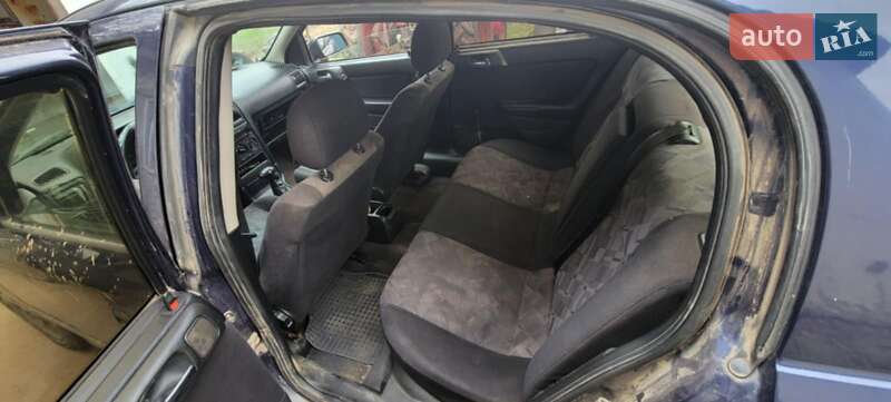 Седан Opel Astra 2000 в Одессе