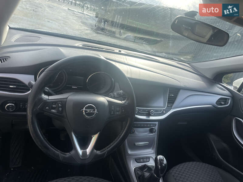 Универсал Opel Astra 2016 в Коломые