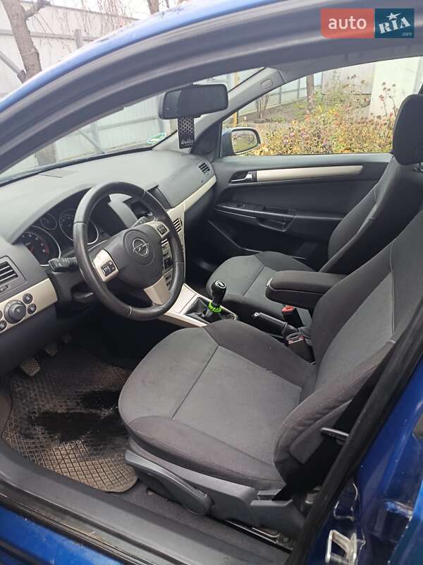 Хетчбек Opel Astra 2007 в Ніжині фото 5 Хетчбек Opel Astra 2007 в Ніжині