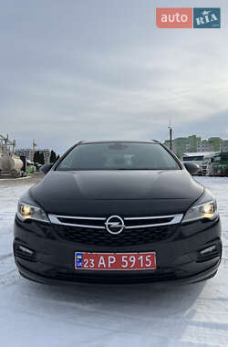 Универсал Opel Astra 2017 в Хмельницком