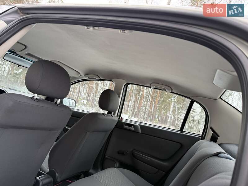 Седан Opel Astra 2007 в Ахтырке