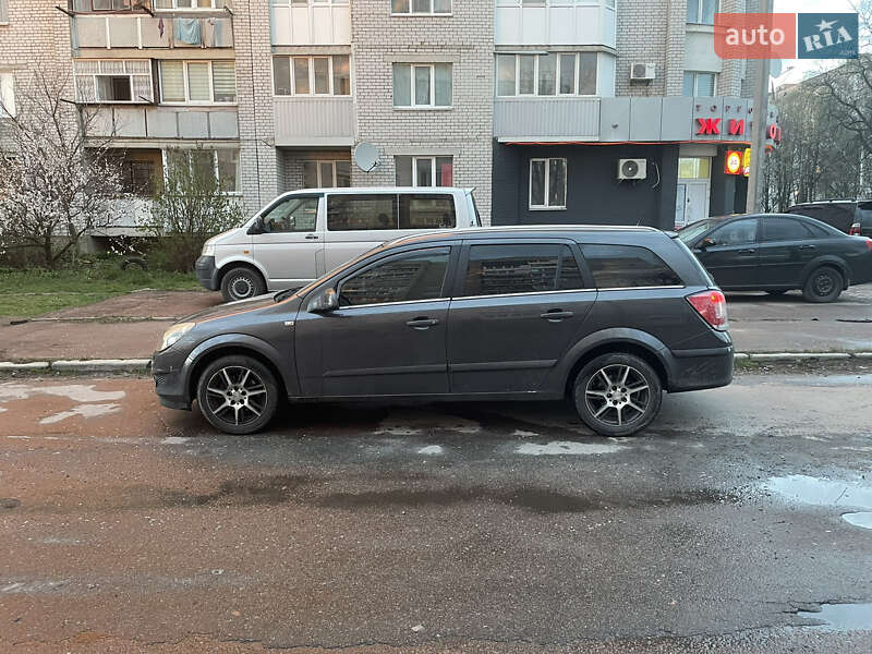 Универсал Opel Astra 2009 в Шепетовке