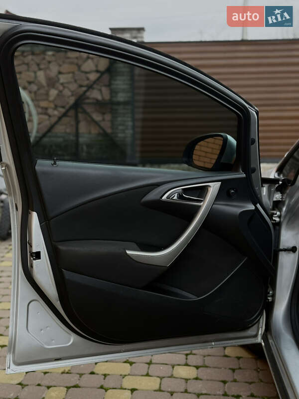 Универсал Opel Astra 2012 в Радомышле фото 20 Универсал Opel Astra 2012 в Радомышле