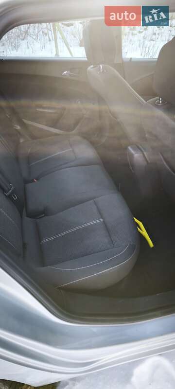 Універсал Opel Astra 2014 в Миколаєві